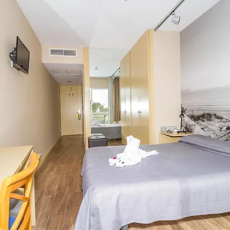 Eix Platja Daurada & 公寓式酒店 坎皮卡福特