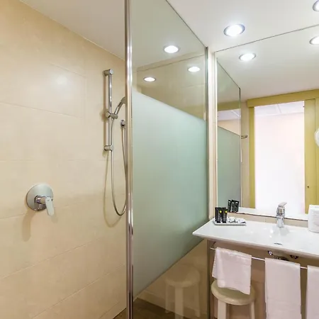 Eix Platja Daurada & מלון דירות 4*