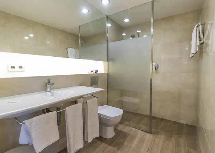 아파트호텔 Eix Platja Daurada & 4*