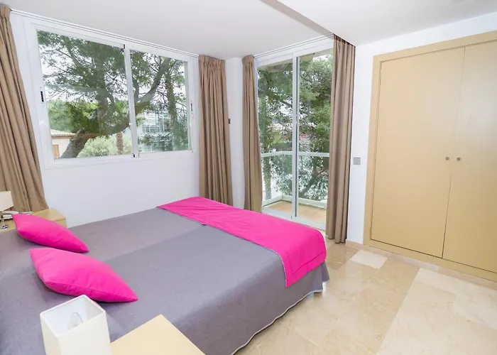 Eix Platja Daurada & 4* 캔 피카폴트