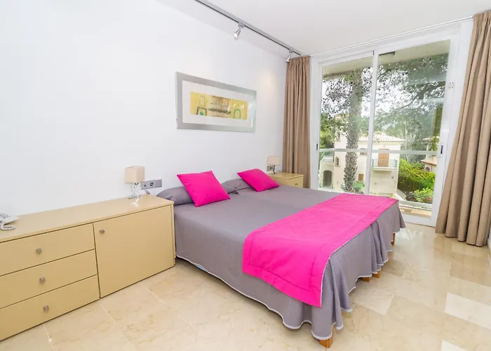 Eix Platja Daurada & 아파트호텔 4*