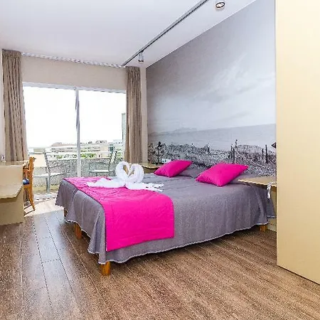 Apart-hotel Eix Platja Daurada &