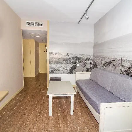 Apart-hotel Eix Platja Daurada & 4*