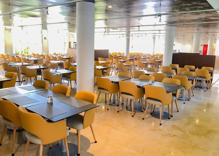 Eix Platja Daurada & Aparthotel