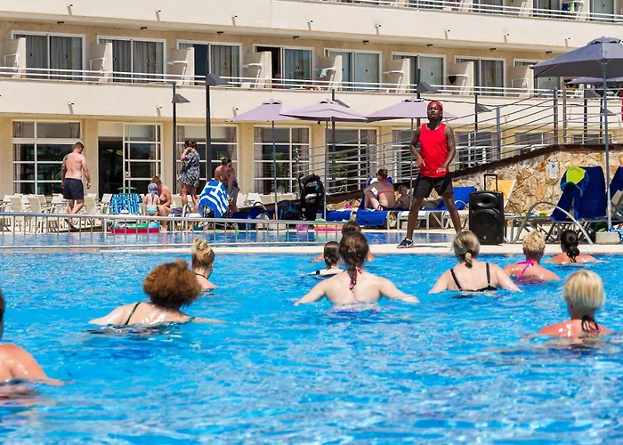 Aparthotel Eix Platja Daurada & Can Picafort (Mallorca)