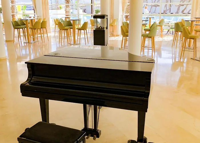 Apartmanhotel Eix Platja Daurada &