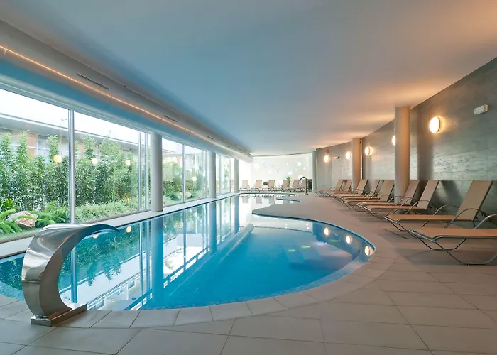 Eix Platja Daurada & 4*