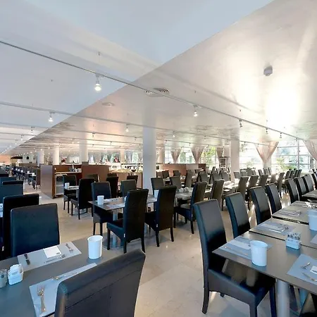 Apartmanhotel Eix Platja Daurada & 4*
