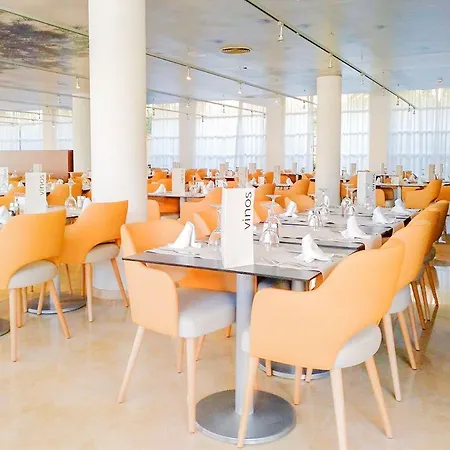 Eix Platja Daurada & Apartmanhotel 4*